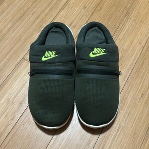 Used Nike Burrow - Men’s Slippers